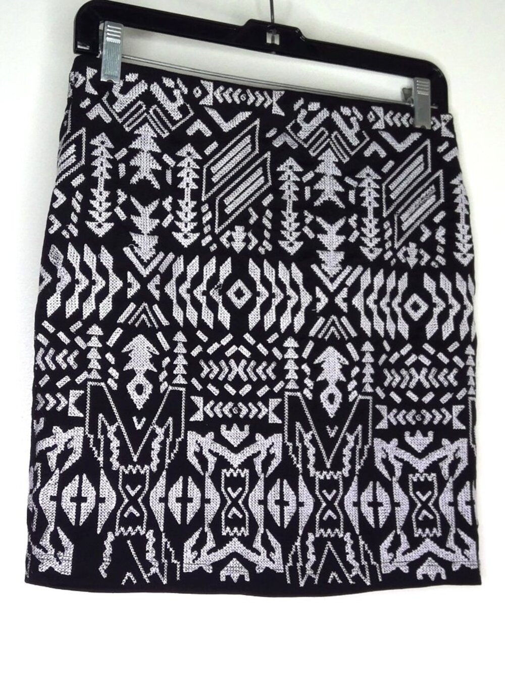Search for Sanity Mini Skirt Black Gray Tribal Inspired Textured Jaquard Knit S